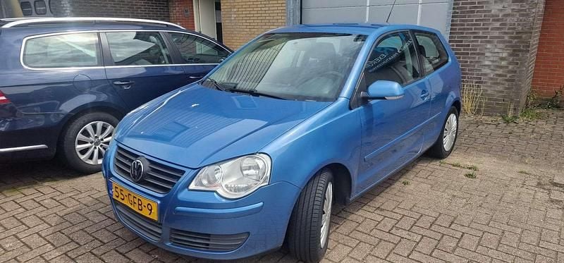 Blauw Gebruikt 2008 VW Polo Comfortline Hatchback | € 2.250 (Goede deal) - Afbeelding 1/3