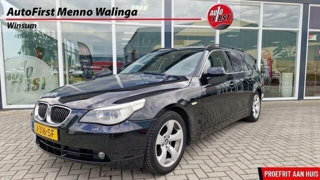 Zwart, metallic lak Gebruikt 2004 BMW 525 Executive Stationwagen | € 4.990 (Eerlijke prijs) - Afbeelding 1/4