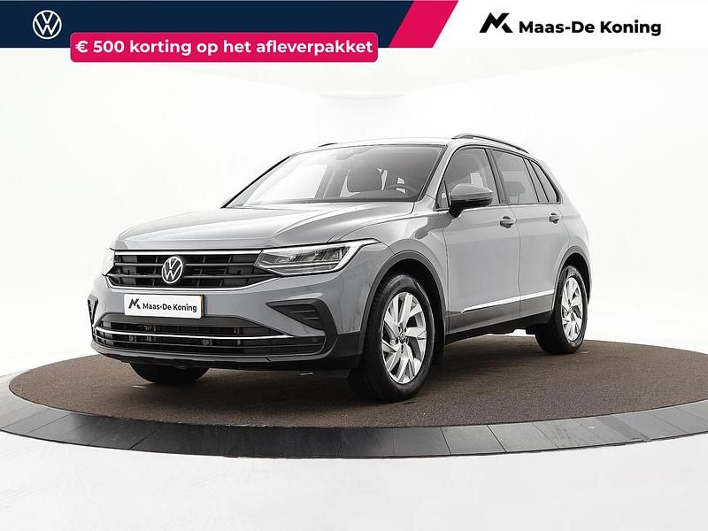 Grijs Gebruikt 2022 VW Tiguan Business SUV | € 29.740 - Afbeelding 1/4