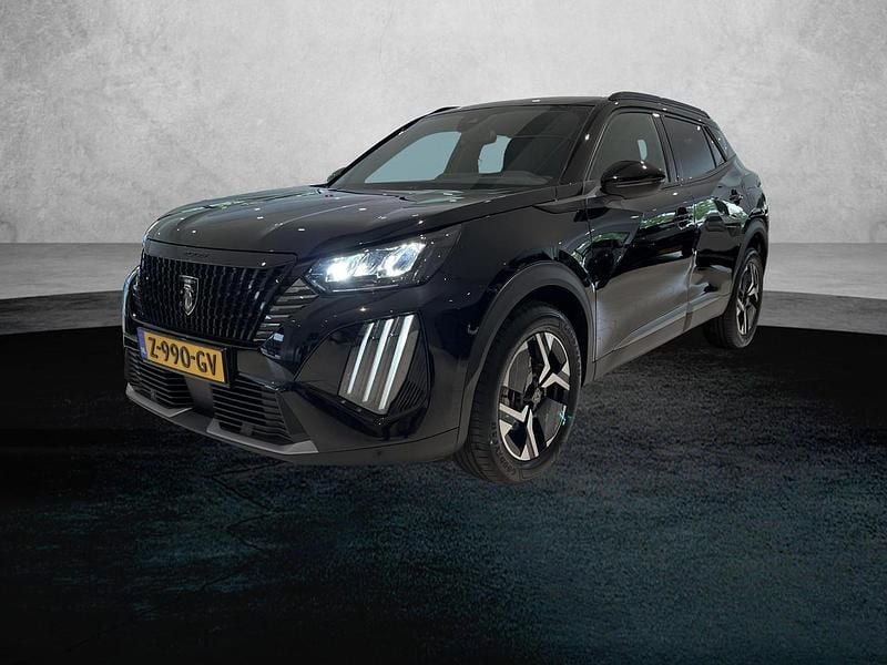 Zwart Gebruikt 2024 Peugeot 2008 Allure SUV | € 24.420 (Eerlijke prijs) - Afbeelding 1/3