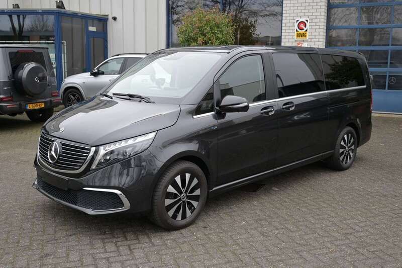 Grijs Gebruikt 2023 Mercedes EQV300 Avantgarde MPV | € 66.490 - Afbeelding 1/4