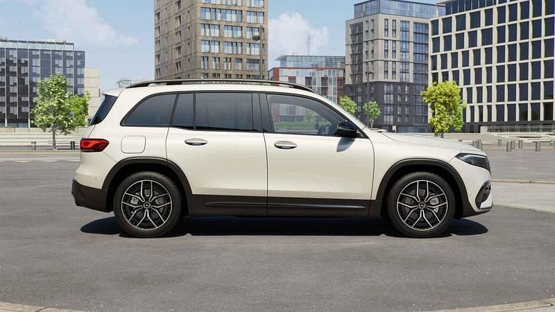 Occasion Mercedes EQB300 AMG line 11 kW (15 PK) 2025 Wit SUV