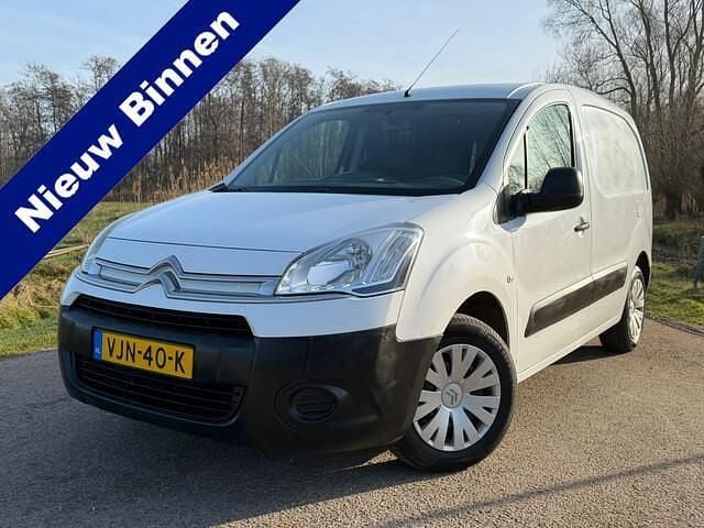 Wit Occasion 2012 Citroën Berlingo Comfort MPV | € 3.888 (Super prijs) - Afbeelding 1/4