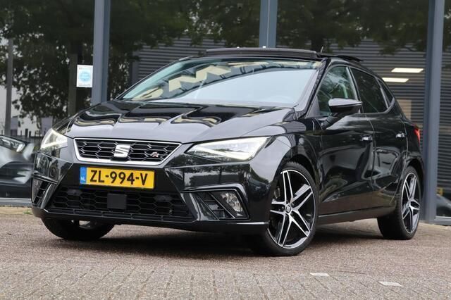 Zwart Gebruikt 2019 Seat Ibiza Business Hatchback | € 17.745 (Iets duurder) - Afbeelding 1/4