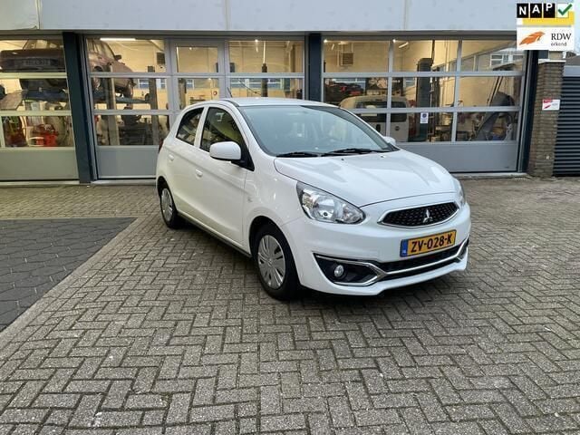 Wit Gebruikt 2019 Mitsubishi Space Star Hatchback | € 7.950 (Eerlijke prijs) - Afbeelding 1/4