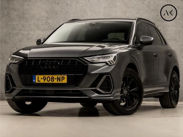 Grijs Gebruikt 2021 Audi Q3 S-Line SUV | € 31.945 (Goede deal) - Afbeelding 1/4
