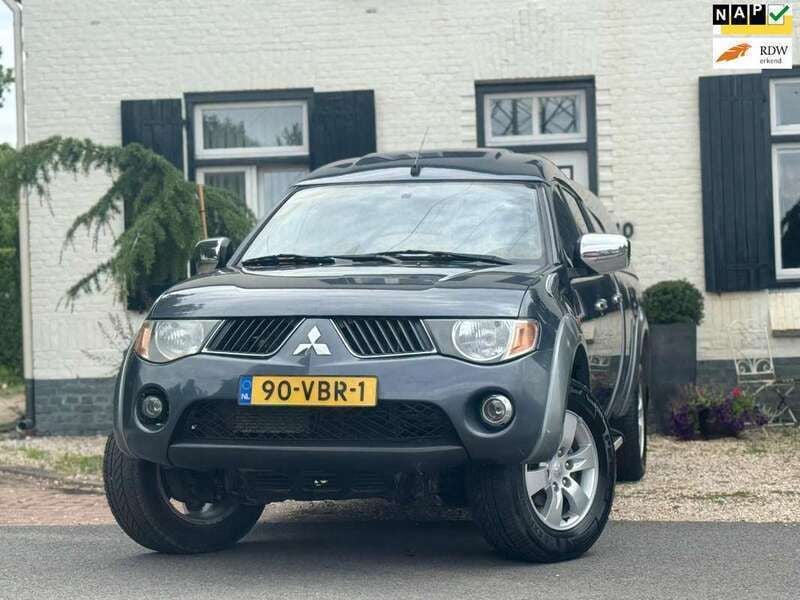 Gebruikt 2006 Mitsubishi L200 Intense Pickup | € 8.950 - Afbeelding 1/4