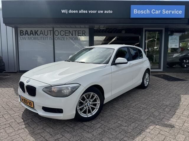 Wit Gebruikt 2012 BMW 116 Hatchback | € 9.450 (Eerlijke prijs) - Afbeelding 1/4