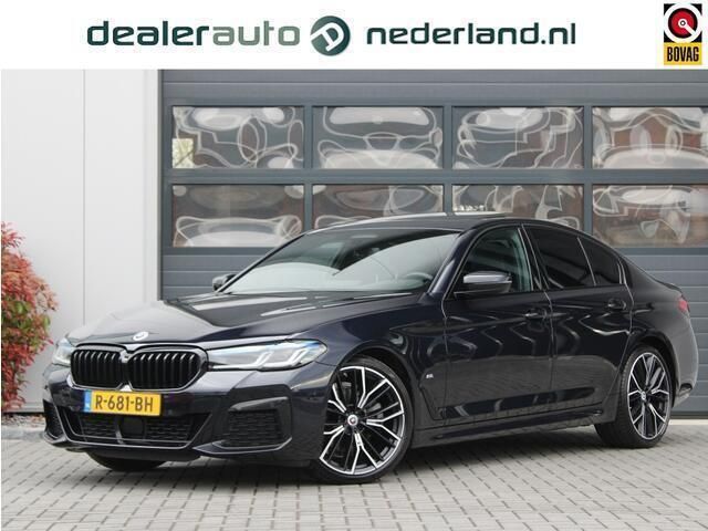 Zwart Gebruikt 2022 BMW 520 Executive Sedan | € 39.950 (Iets duurder) - Afbeelding 1/4