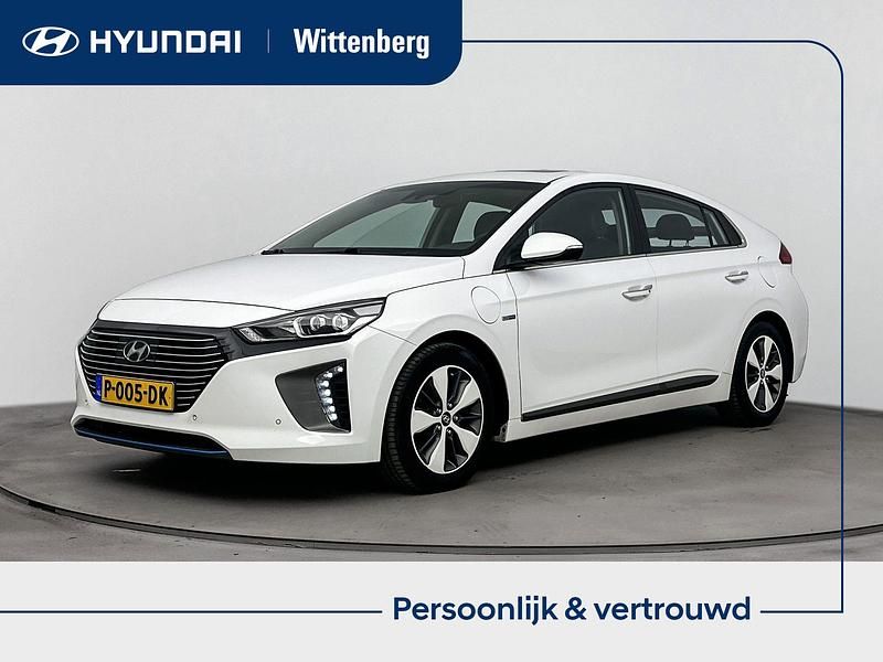 Wit Gebruikt 2022 Hyundai Ioniq Premium Hatchback | € 17.900 (Goede deal) - Afbeelding 1/3
