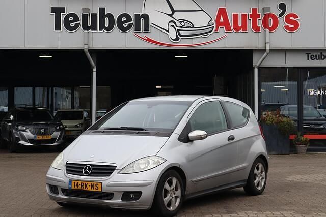 Grijs Occasion 2005 Mercedes A150 Classic MPV | € 1.795 (Eerlijke prijs) - Afbeelding 1/4