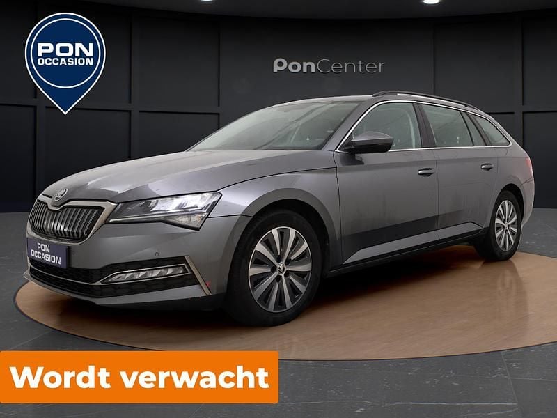 Grijs Gebruikt 2022 Skoda Superb Ambition Stationwagen | € 25.450 (Goede deal) - Afbeelding 1/3