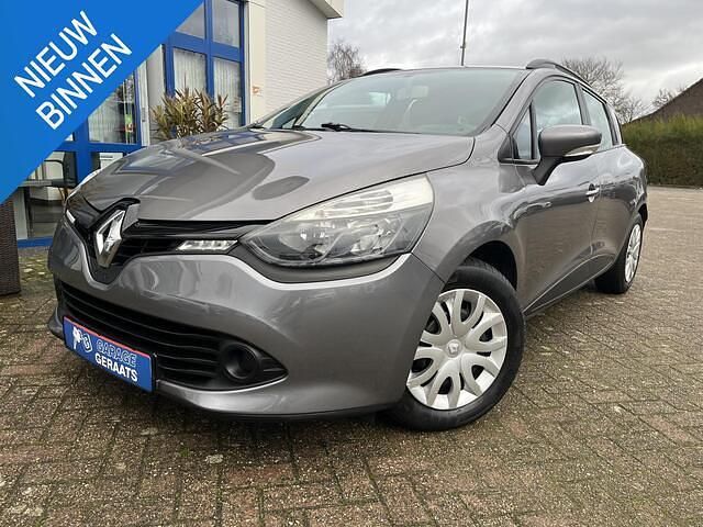 Grijs Gebruikt 2013 Renault Clio GrandTour Collection Stationwagen | € 6.950 (Eerlijke prijs) - Afbeelding 1/4