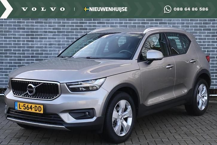 Grijs Gebruikt 2021 Volvo XC40 Business Edition SUV | € 31.899 (Eerlijke prijs) - Afbeelding 1/4