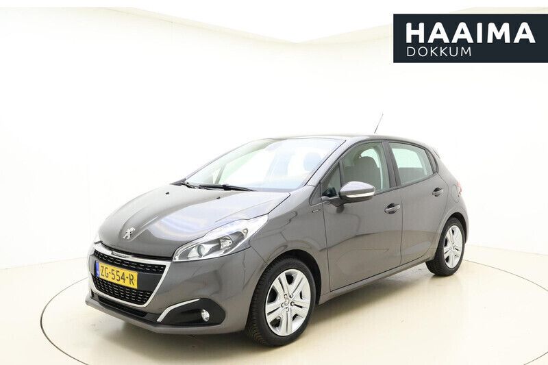 Grijs Gebruikt 2019 Peugeot 208 Signature Sky Hatchback | € 10.950 (Goede deal) - Afbeelding 1/4