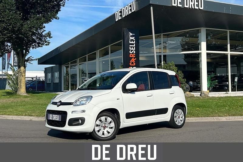 Wit Gebruikt 2017 Fiat Panda Lounge Hatchback | € 9.995 (Iets duurder) - Afbeelding 1/4