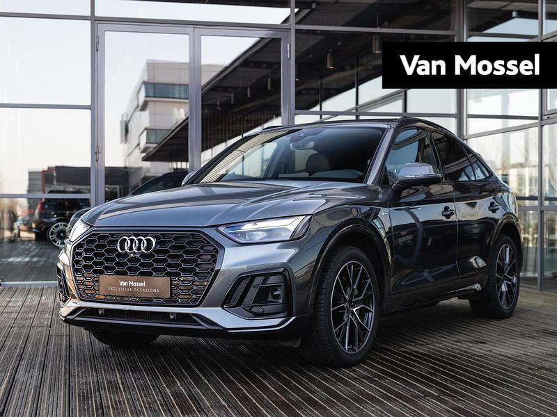 Grijs Gebruikt 2022 Audi Q5 Sportback S-Line SUV | € 52.900 - Afbeelding 1/4