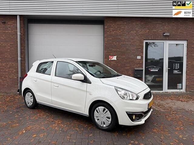 Wit Gebruikt 2017 Mitsubishi Space Star Hatchback | € 6.999 (Eerlijke prijs) - Afbeelding 1/4