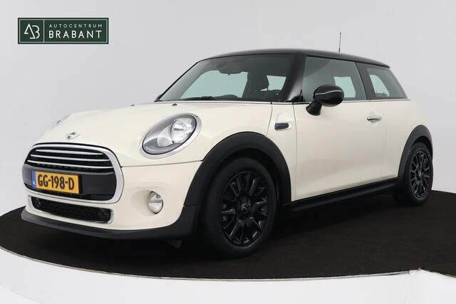 Wit Gebruikt 2015 Mini Cooper Hatchback | € 12.745 (Eerlijke prijs) - Afbeelding 1/4