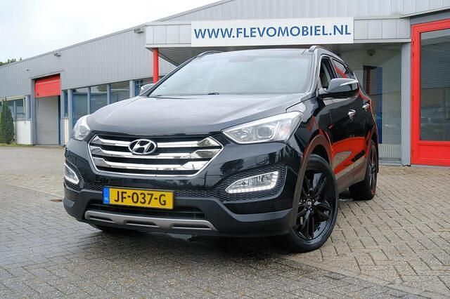 Zwart Gebruikt 2015 Hyundai Santa Fe Edition SUV | € 14.950 - Afbeelding 1/4