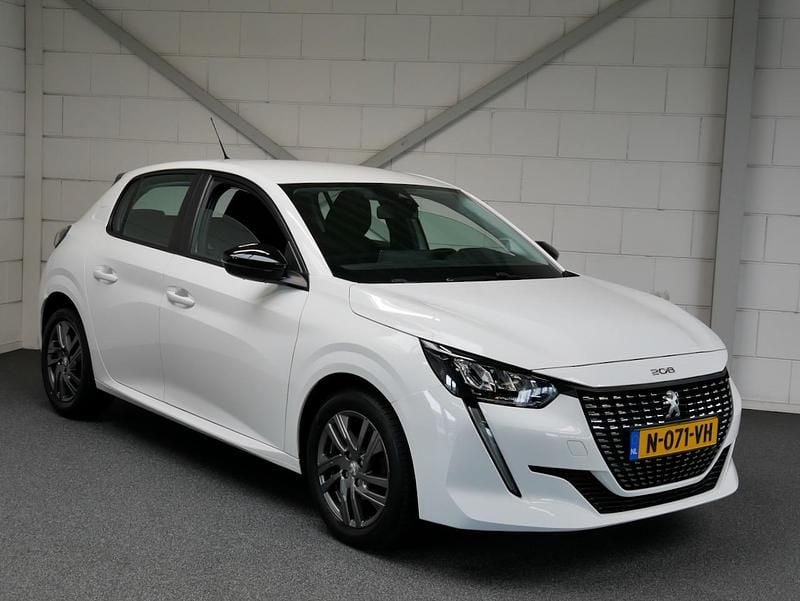 Occasion Peugeot 208 Active 75 PK (55 kW) 2022 Wit Hatchback