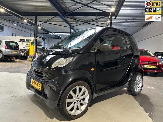 Zwart Gebruikt 2007 Smart ForTwo Coupé Pure Coupé | € 2.499 (Goede deal) - Afbeelding 1/4