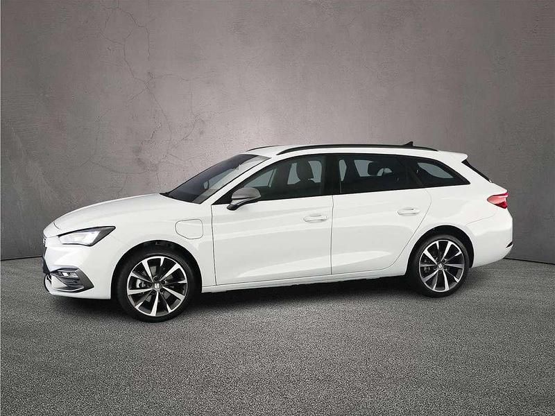 Occasion Seat Leon Business 204 PK (150 kW) 2025 Wit Stationwagen