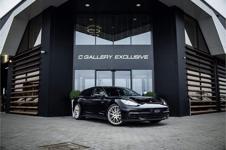 Occasion 2020 Porsche Panamera S E-Hybrid Sport Turismo Sedan | € 74.995 (Super prijs) - Afbeelding 1/4