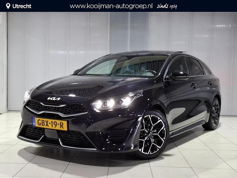 Zwart Occasion 2024 Kia ProCeed GT-Line Stationwagen | € 31.799 (Eerlijke prijs) - Afbeelding 1/4