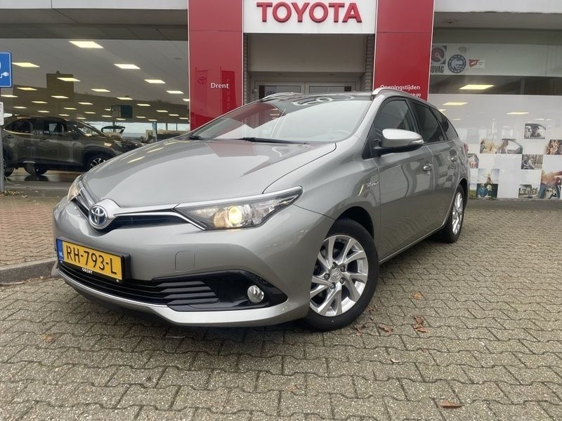 Grijs Gebruikt 2018 Toyota Auris Touring Sports Stationwagen | € 11.995 - Afbeelding 1/4