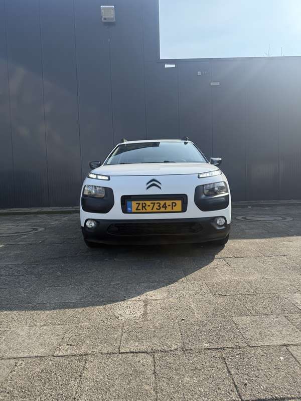 Wit Gebruikt 2014 Citroën C4 Cactus Feel Hatchback | € 5.995 (Eerlijke prijs) - Afbeelding 1/4