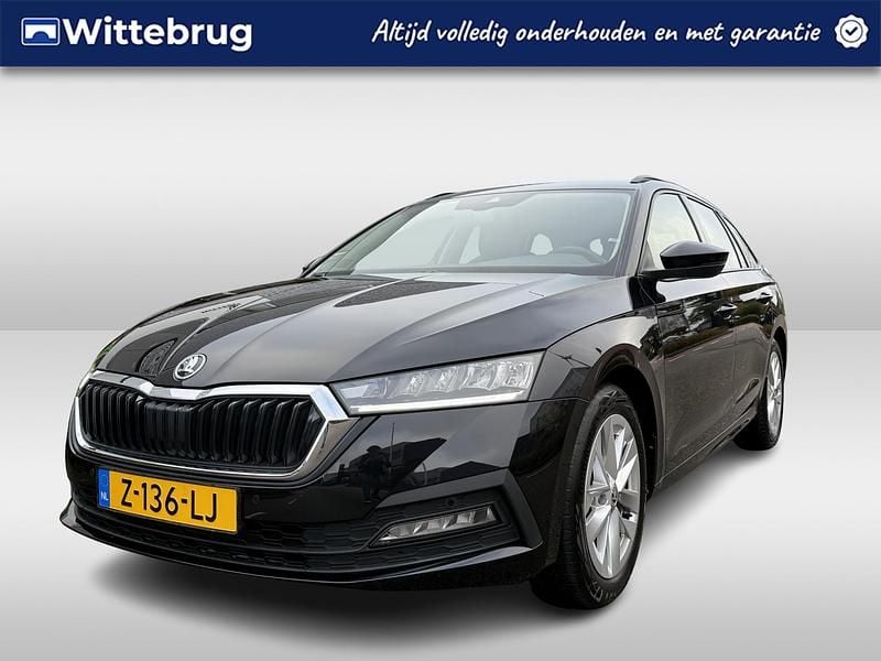 Zwart Gebruikt 2024 Skoda Octavia Business Line Stationwagen | € 26.450 (Goede deal) - Afbeelding 1/2