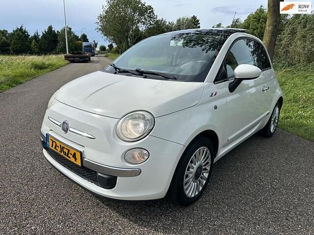 Wit Gebruikt 2009 Fiat 500 Lounge Hatchback | € 3.350 (Goede deal) - Afbeelding 1/4