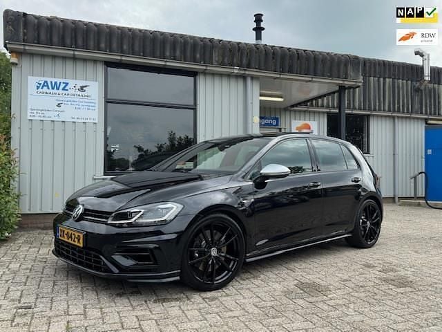 Zwart Gebruikt 2017 VW Golf VII R Hatchback | € 26.949 (Iets duurder) - Afbeelding 1/4