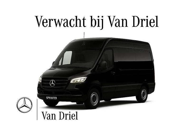 Zwart Gebruikt 2024 Mercedes Sprinter Van | € 44.950 (Iets duurder) - Afbeelding 1/1