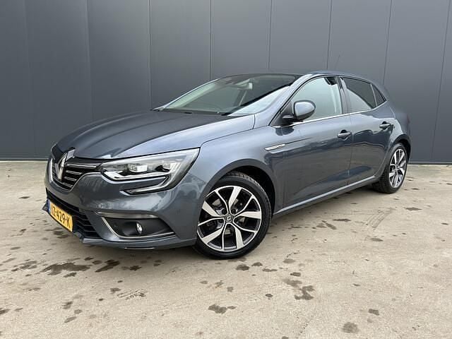 Occasion Renault Mégane IV Bose Edition 132 PK (97 kW) 2017 Grijs Hatchback