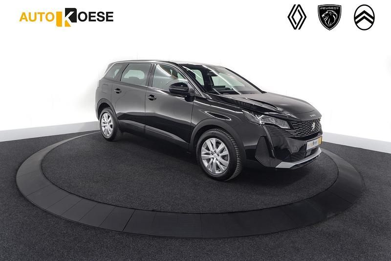 Zwart, metallic lak Gebruikt 2023 Peugeot 5008 Business-Line MPV | € 27.900 (Goede deal) - Afbeelding 1/4