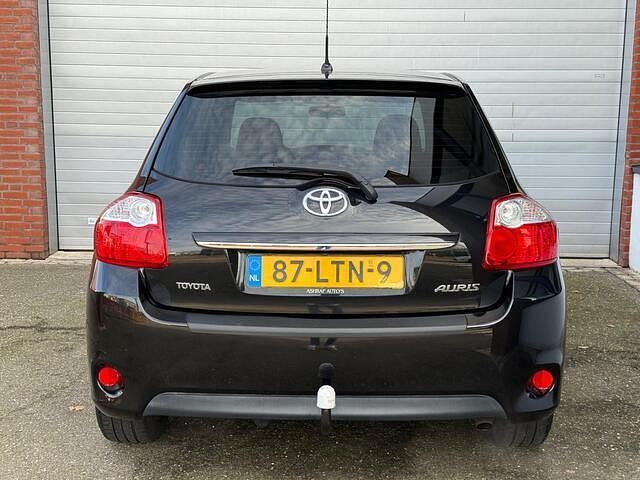 Occasion Toyota Auris 132 PK (97 kW) 2010 Zwart (metallic) Hatchback