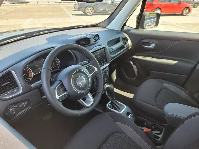 Occasion Jeep Renegade Altitude 131 PK (96 kW) 2023 Zwart, metallic lak SUV