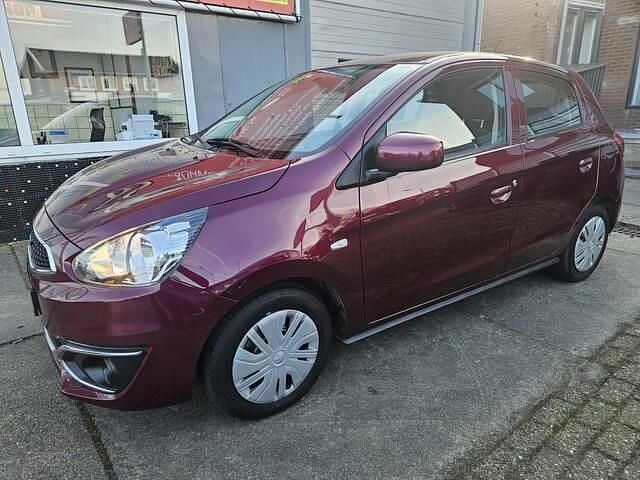 Occasion Mitsubishi Space Star 71 PK (52 kW) 2019 Rood (metallic) Hatchback