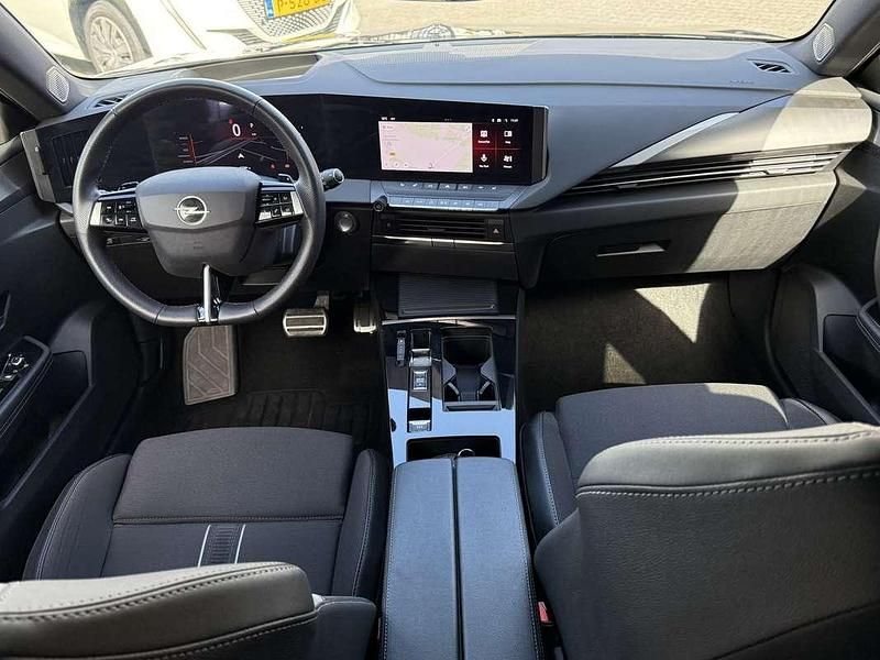 Occasion Opel Astra 136 PK (100 kW) 2024 Zwart, metallic lak Stationwagen