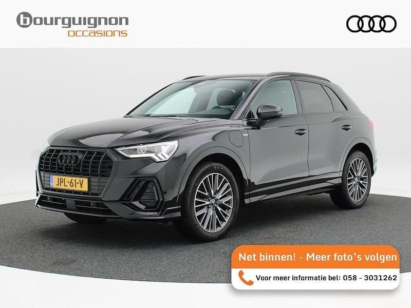 Zwart Gebruikt 2022 Audi Q3 S-Line SUV | € 35.850 (Eerlijke prijs) - Afbeelding 1/4