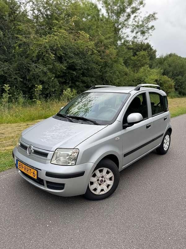 Grijs Gebruikt 2011 Fiat Panda Hatchback | € 3.350 (Eerlijke prijs) - Afbeelding 1/4