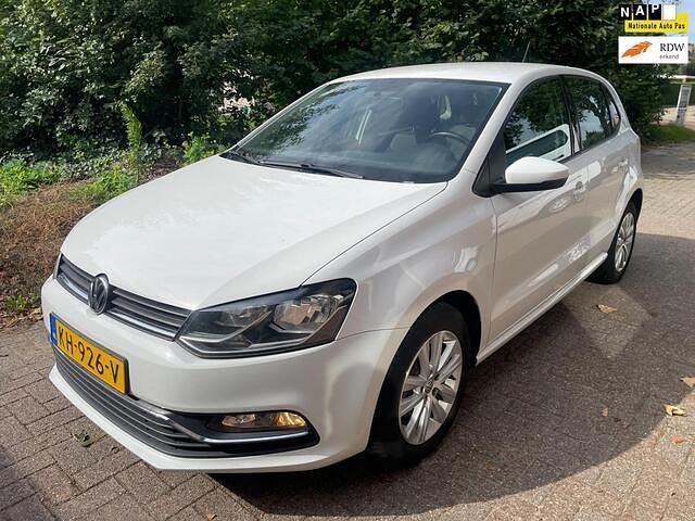 Wit Gebruikt 2016 VW Polo Comfortline Hatchback | € 5.900 (Goede deal) - Afbeelding 1/4