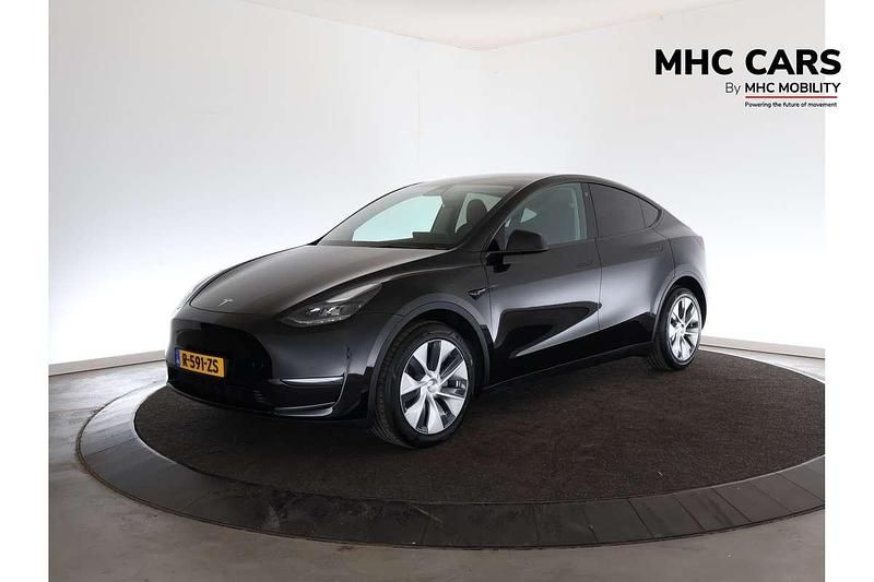 Zwart Gebruikt 2022 Tesla Model Y Long Range AWD SUV | € 36.900 (Goede deal) - Afbeelding 1/4