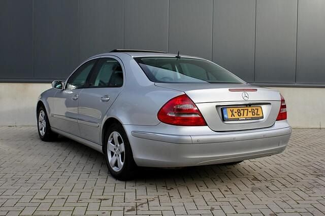 Occasion Mercedes E200 Avantgarde 163 PK (119 kW) 2003 Grijs Sedan