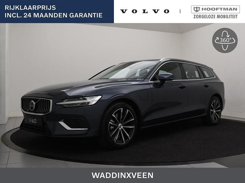 Blauw Gebruikt 2025 Volvo V60 Stationwagen | € 51.900 - Afbeelding 1/4