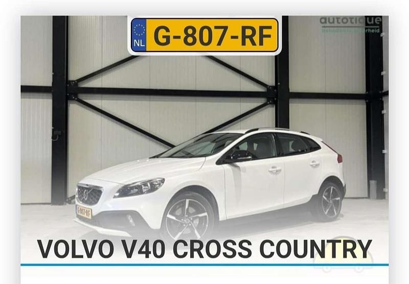 Wit Gebruikt 2014 Volvo V40 CC Summum Stationwagen | € 9.000 (Eerlijke prijs) - Afbeelding 1/4