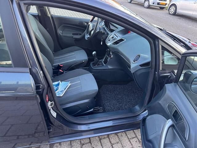 Occasion Ford Fiesta Trend 82 PK (60 kW) 2009 Grijs Hatchback