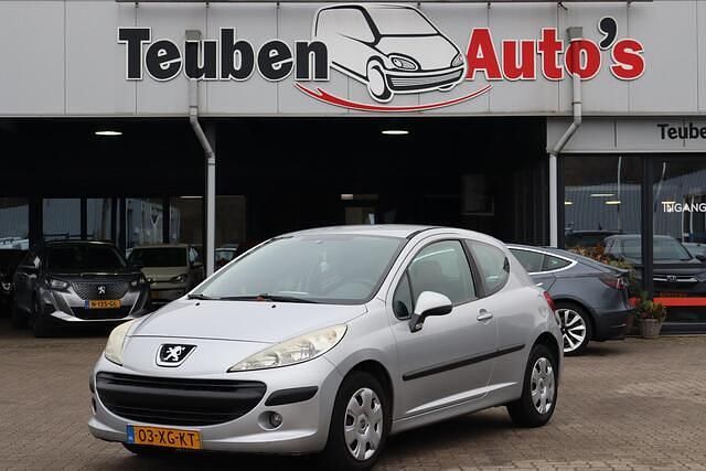Grijs Occasion 2007 Peugeot 207 Hatchback | € 1.495 (Eerlijke prijs) - Afbeelding 1/4